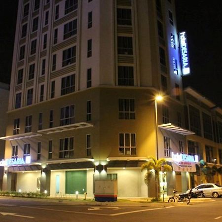 פטלין ג'איה Hotel Desaria מראה חיצוני תמונה
