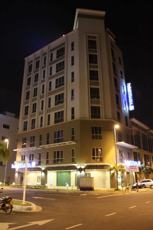 פטלין ג'איה Hotel Desaria מראה חיצוני תמונה