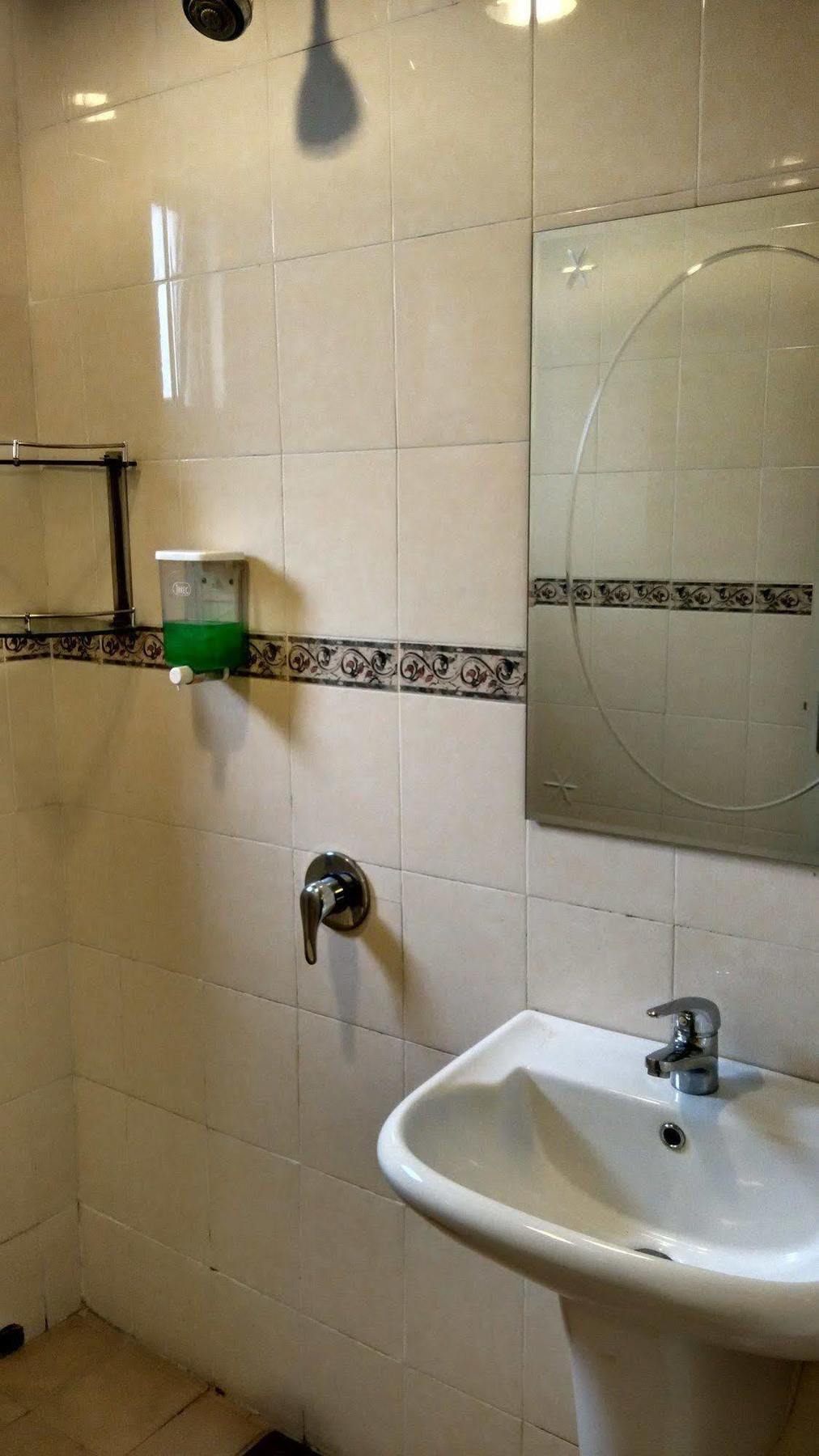 פטלין ג'איה Hotel Desaria מראה חיצוני תמונה